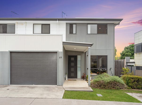 25/1 Emerald Place, Bridgeman Downs, Qld 4035