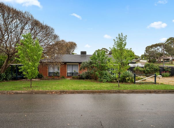 27 Misan Drive, Morphett Vale, SA 5162