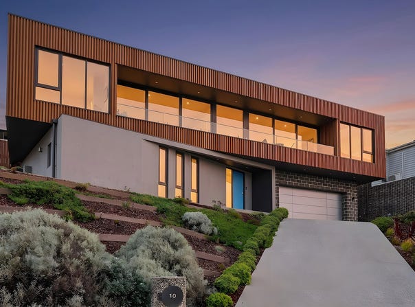 10 McPherson Crescent, Warrnambool, Vic 3280
