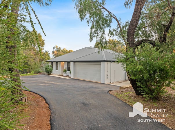 8 Green Way, Leschenault, WA 6233