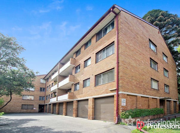 37/127 The Crescent, Fairfield, NSW 2165