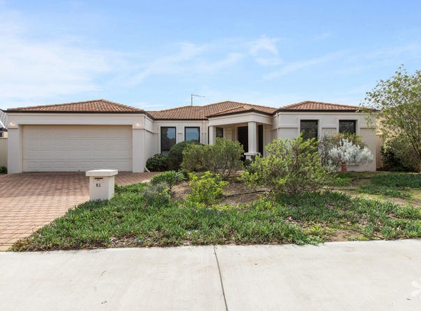 82 Pennlake Drive, Spearwood, WA 6163