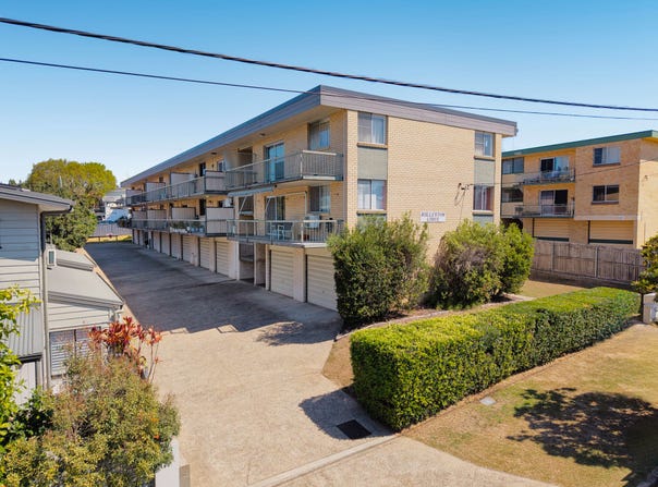 2/32 Julia Street, Wavell Heights, Qld 4012