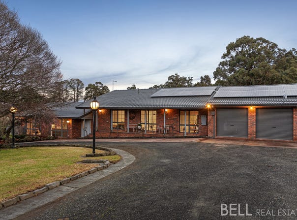 10 Foch Road, Silvan, Vic 3795