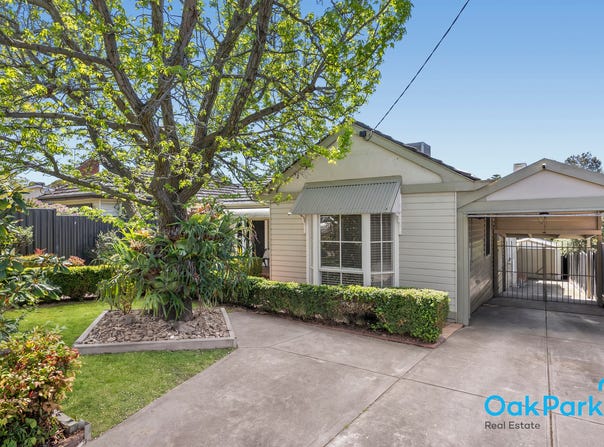 70 Xavier Street, Oak Park, Vic 3046