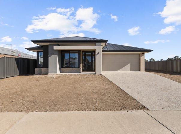 65 Castleknock Drive, Glengarry, Vic 3854
