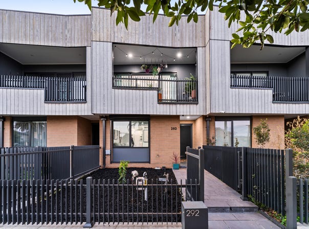 292 Blackshaws Road, Altona North, Vic 3025