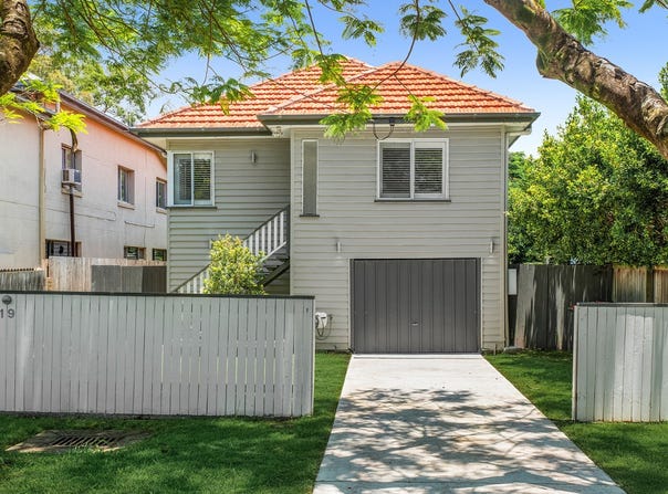 19 Hamilton Avenue, Hendra, Qld 4011