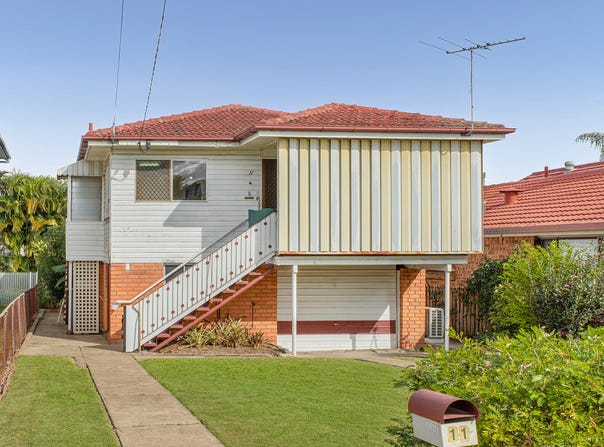11 Hassall Street, Corinda, Qld 4075