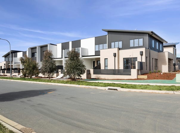 10 Borg Street, Googong, NSW 2620