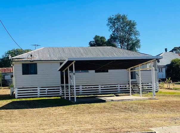 33 East Street, Wandoan, Qld 4419