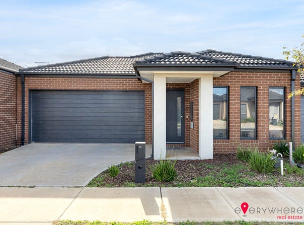 45 Joey Crescent, Deanside, Vic 3336
