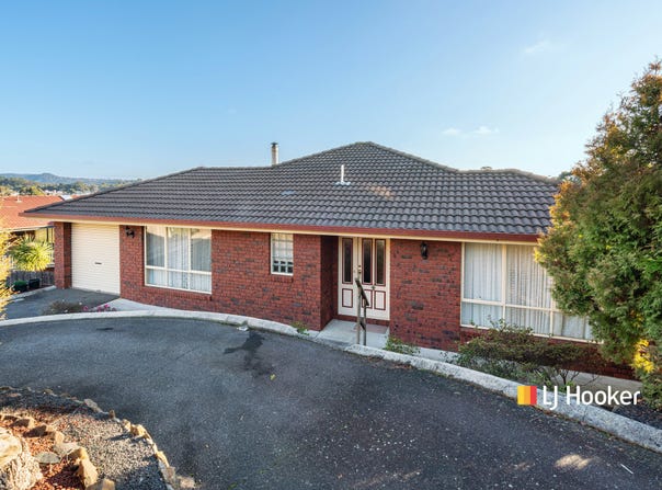11 Georgiana Street, Devonport, Tas 7310