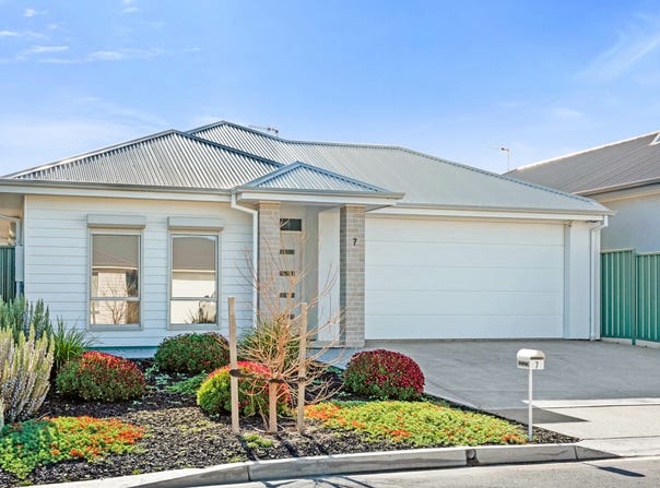 7 Eagle Way, Encounter Bay, SA 5211