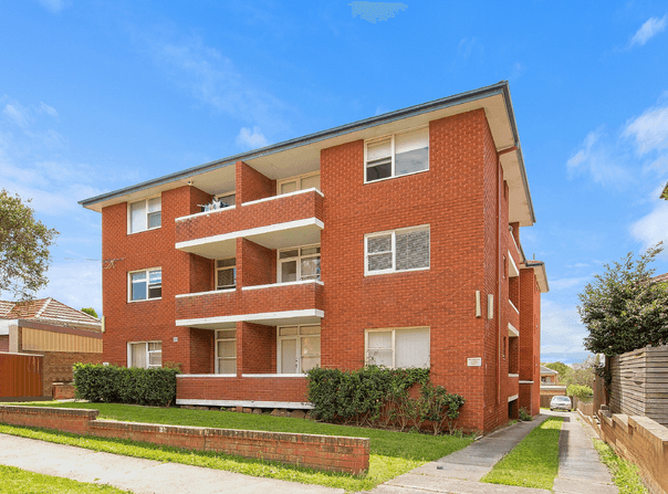 8/15 St Albans Road, Kingsgrove, NSW 2208