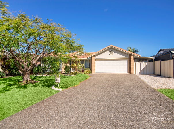 4 Silverash Street, Oxenford, Qld 4210