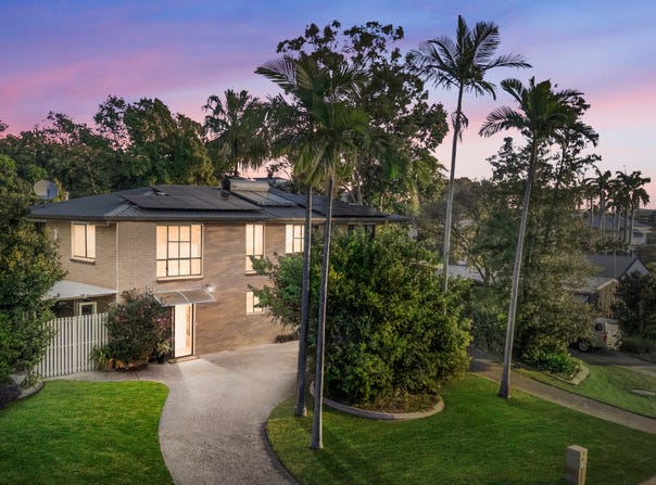 18 Jeffries Street, The Range, Qld 4700