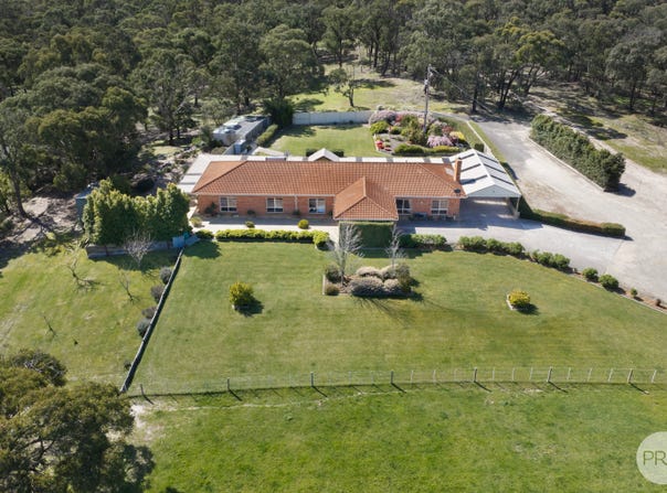 321 Mount Doran-Egerton Road, Mount Doran, Vic 3334