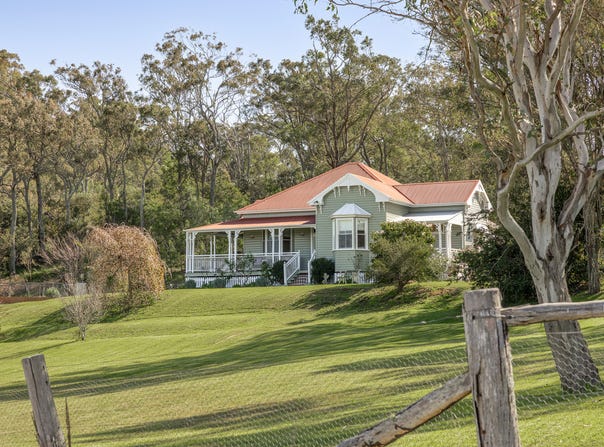 29 Farquharson Road, Top Camp, Qld 4350