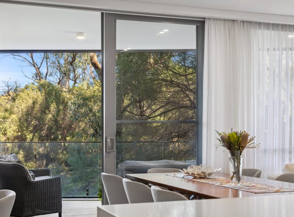 76/2 Milyarm Rise, Swanbourne, WA 6010