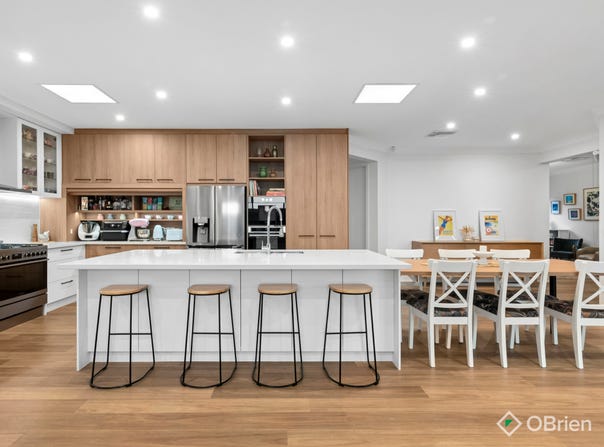 24 Marthas Ridge Drive, Mount Martha, Vic 3934