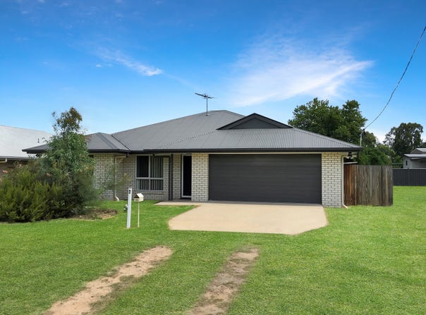 6 Denison Street, Nebo, Qld 4742