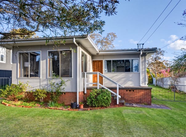 22 Yester Road, Wentworth Falls, NSW 2782