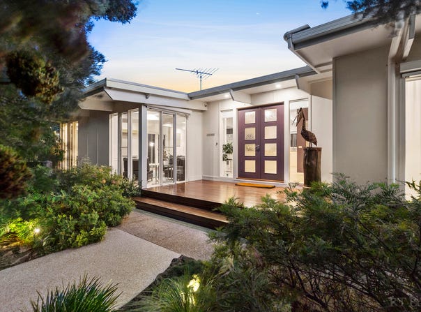 124 Glaneuse Road, Point Lonsdale, Vic 3225