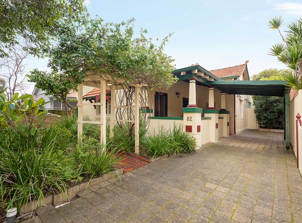 82 Dunedin Street, Mount Hawthorn, WA 6016