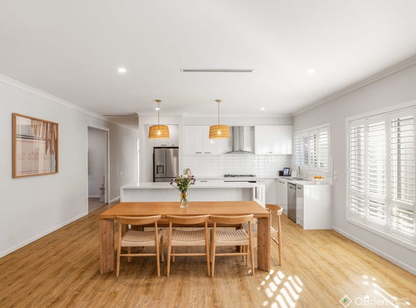9 Atlantis Street, Cowes, Vic 3922
