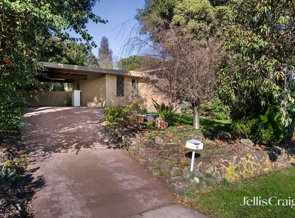 12 Blueberry Road, Mooroolbark, Vic 3138