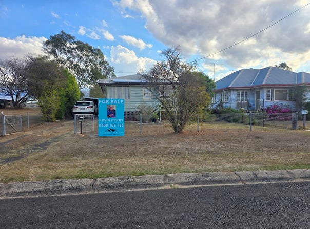 15 Laidley Street, Helidon, Qld 4344