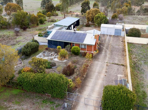 86 Dooleys Road, Maryborough, Vic 3465