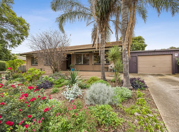 26 Barnabas Crescent, Christie Downs, SA 5164