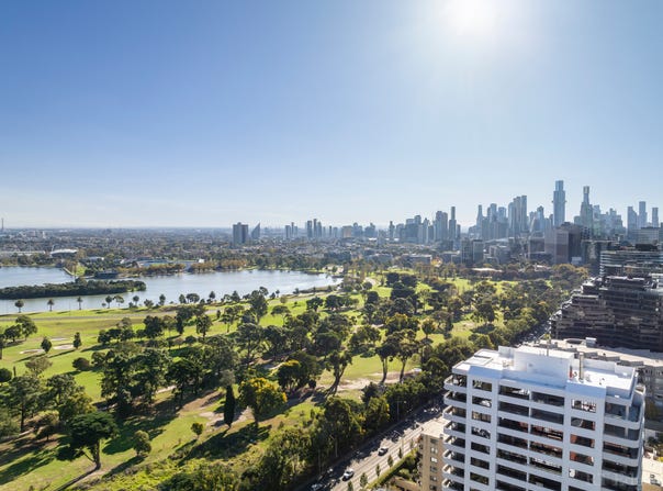 8C/29 Queens Road, Melbourne, Vic 3004