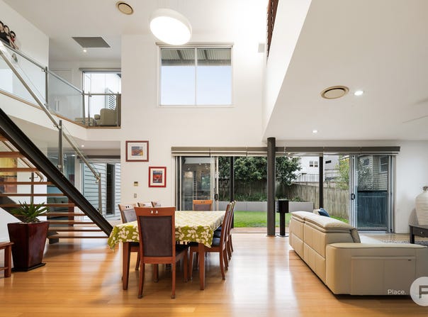35 Sunrise Street, Ashgrove, Qld 4060