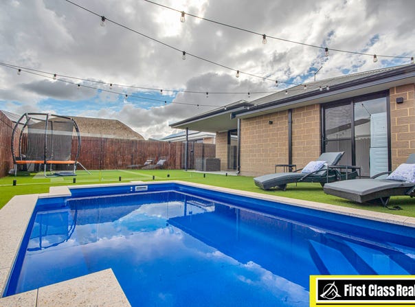 71 Moorland Crescent, Ellenbrook, WA 6069