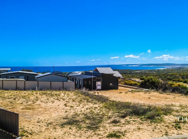 17 Boronia Circuit, Kalbarri, WA 6536