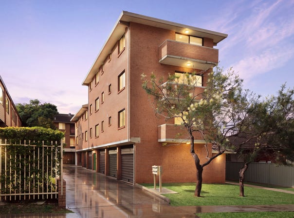 15 Lachlan Street, Warwick Farm, NSW 2170