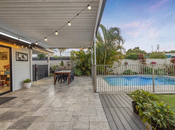 100 Piringa Street, Wurtulla, Qld 4575