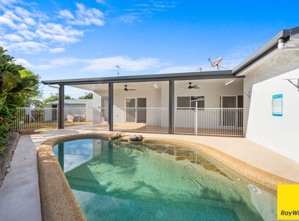 3 Wooley Close, Kanimbla, Qld 4870