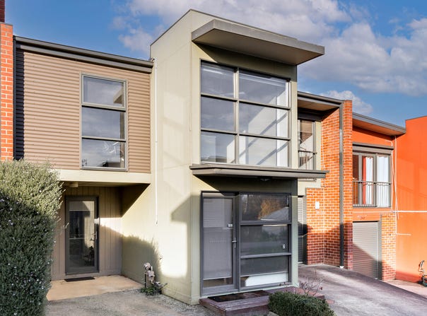 2/414 Nicholson Street, Black Hill, Vic 3350
