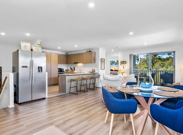 8/1 Tilbury Rise, Upper Coomera, Qld 4209
