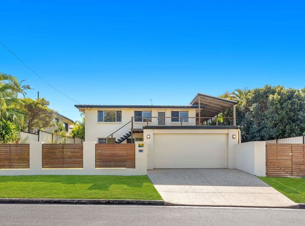 1 Culla Culla Street, Battery Hill, Qld 4551