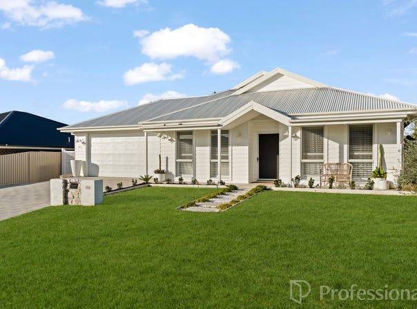 143 Hughes Street, Kelso, NSW 2795