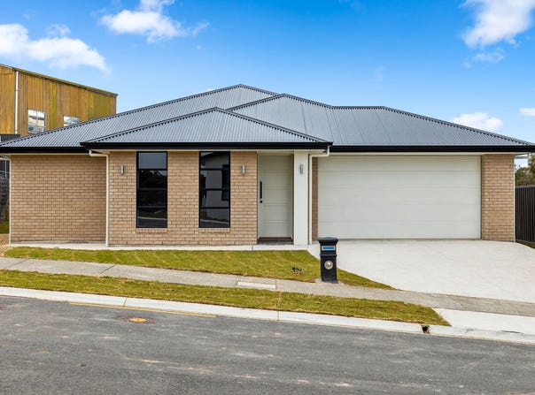 36 Imperial Circuit, Victor Harbor, SA 5211