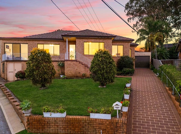 19 Calla Grove, Pendle Hill, NSW 2145