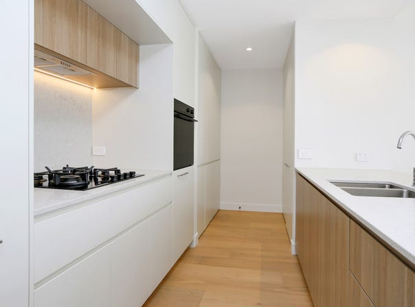 1215/25 Spurway Drive, Norwest, NSW 2153