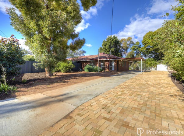 14B Larix Way, Forrestfield, WA 6058
