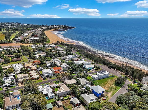 9 Dooley Street, Bargara, Qld 4670